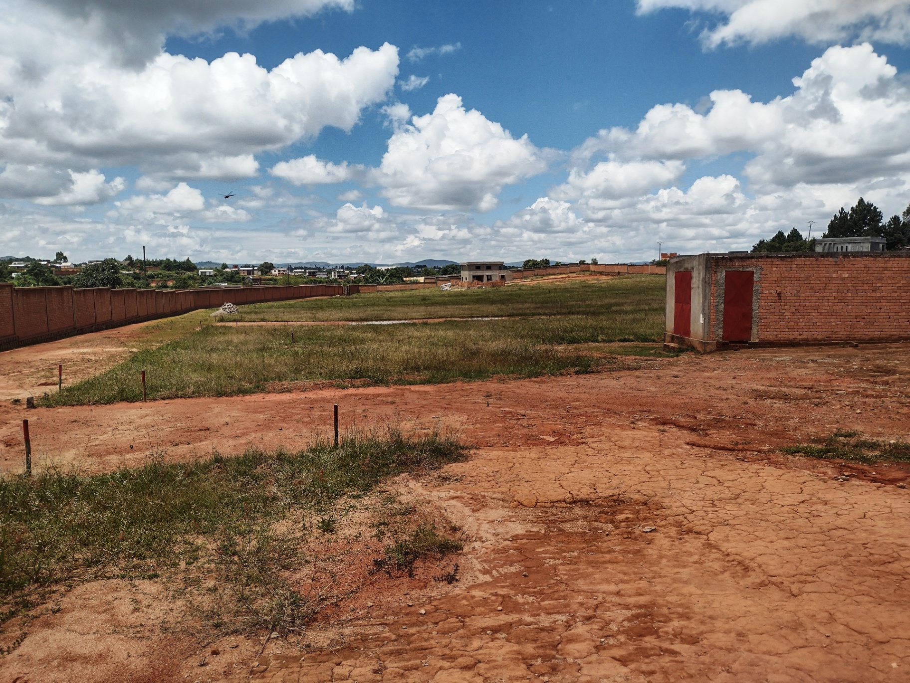 SAHAZA I β Marked plots with mountain horizon